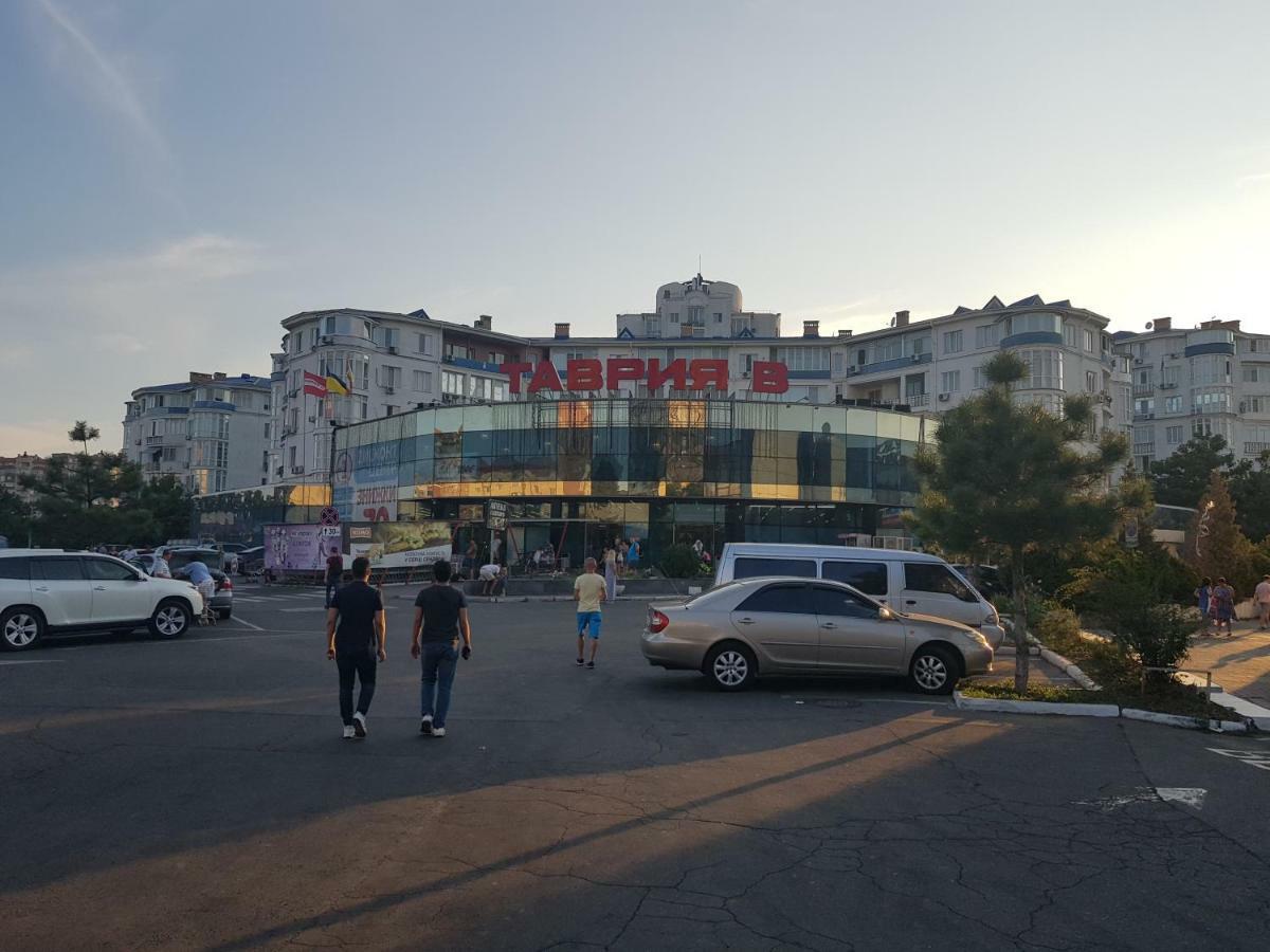Апартаменты На Люстдорфской Odessa Exterior foto